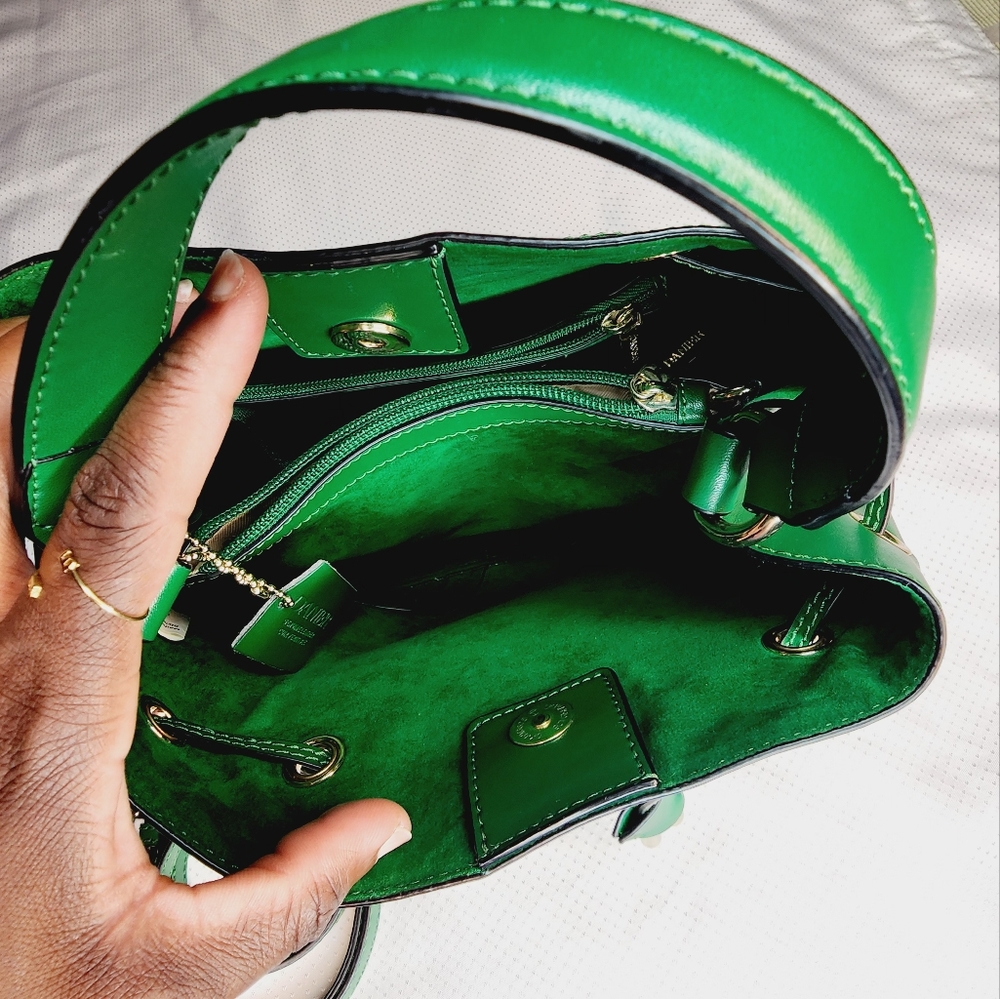 Danier Leather Bucket Bag - Picture 12 of 14